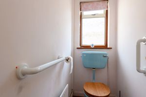 Separate WC- click for photo gallery